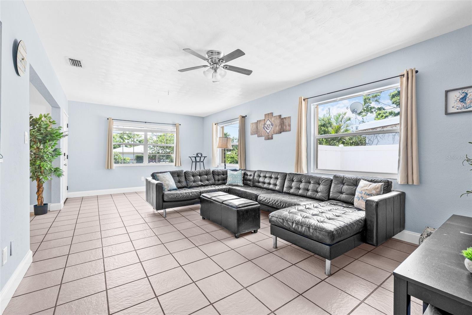 2861 PINELLAS POINT DR S, ST PETERSBURG, FL, 33712