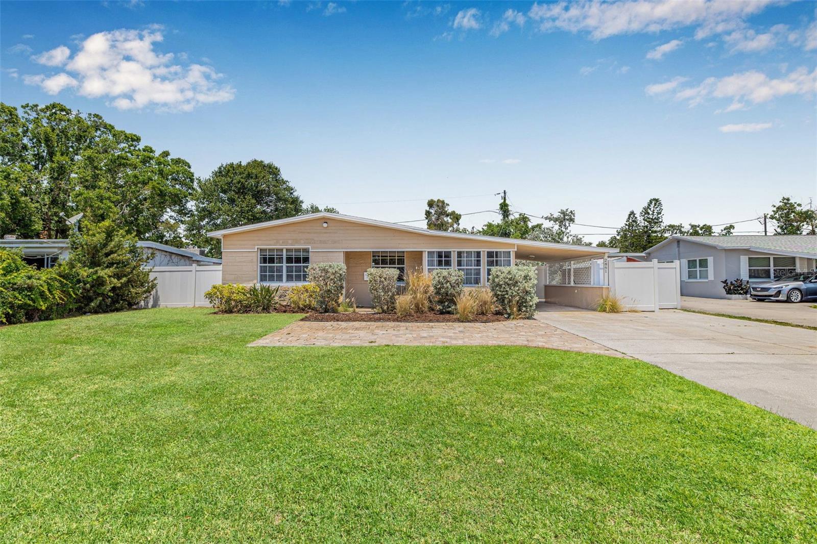 2861 PINELLAS POINT DR S, ST PETERSBURG, FL, 33712