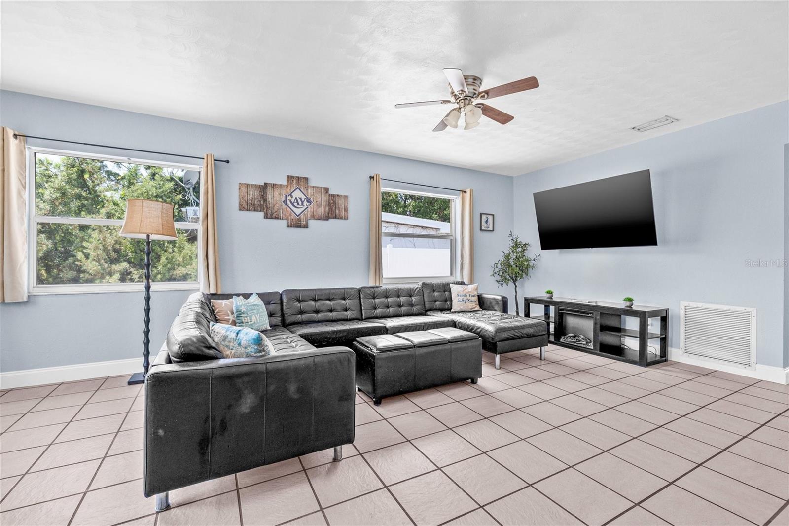 2861 PINELLAS POINT DR S, ST PETERSBURG, FL, 33712