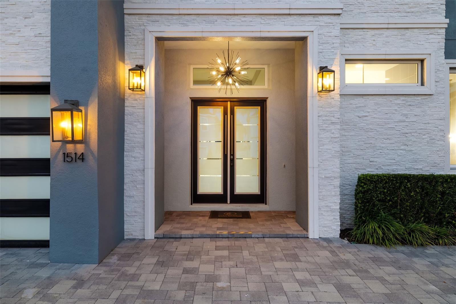 A4650778 Property Photo