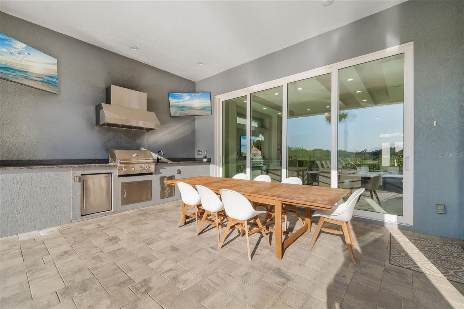 A4650778 Property Photo