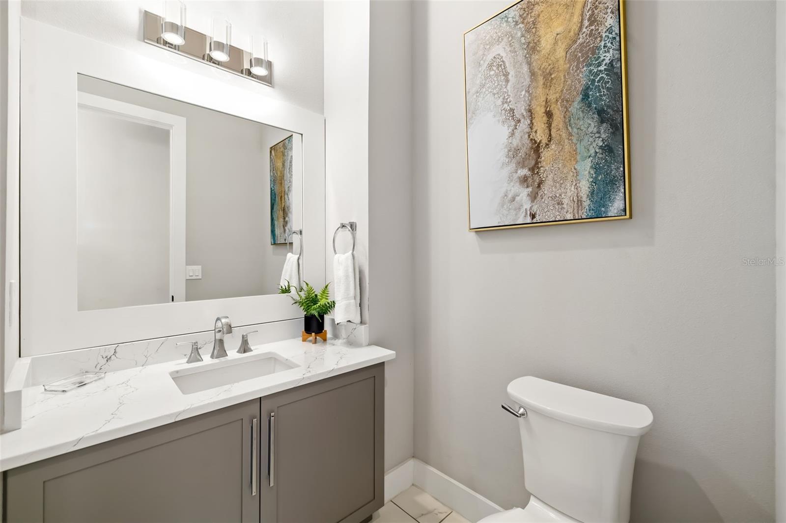 A4650778 Property Photo