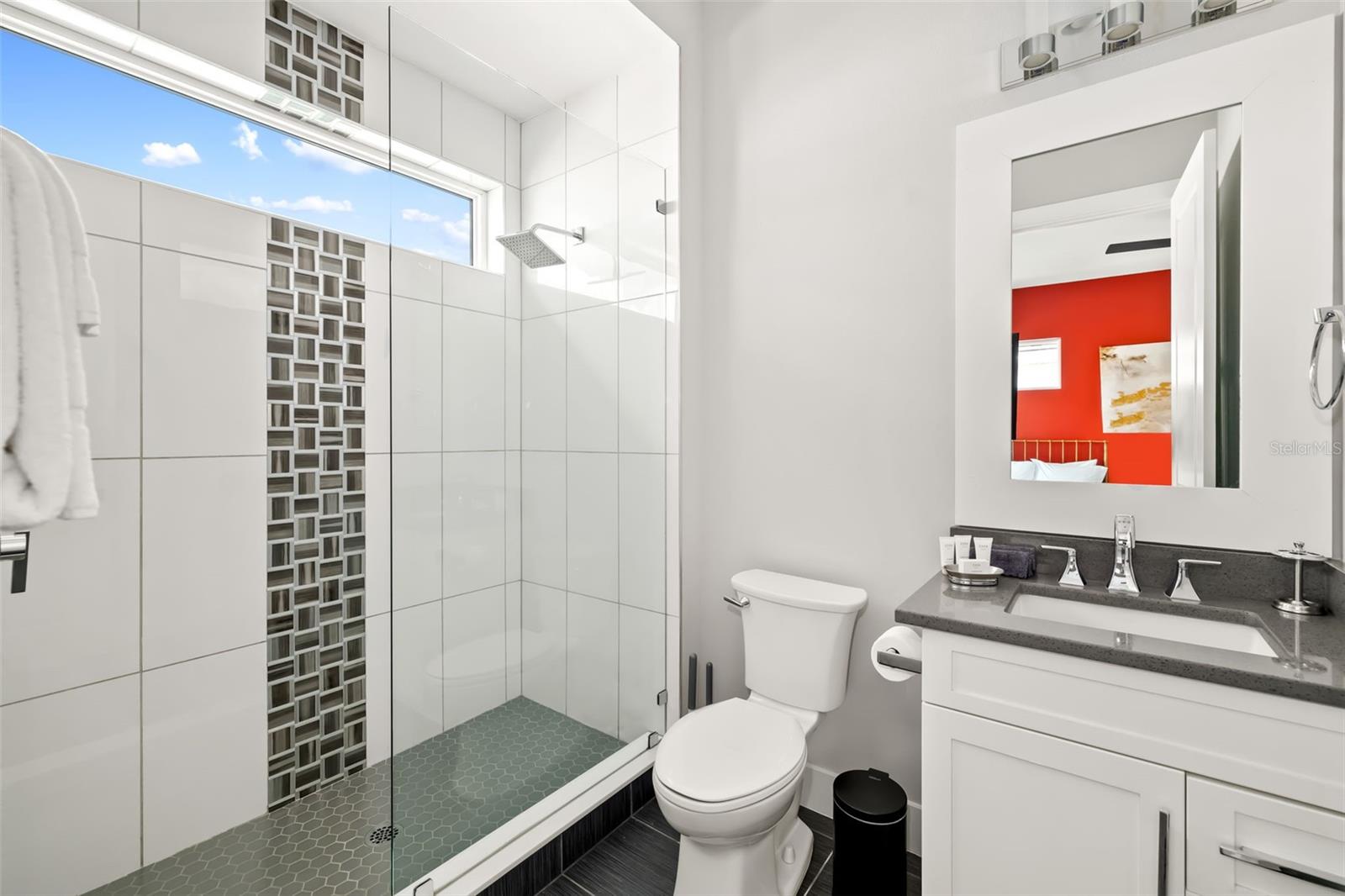 A4650778 Property Photo