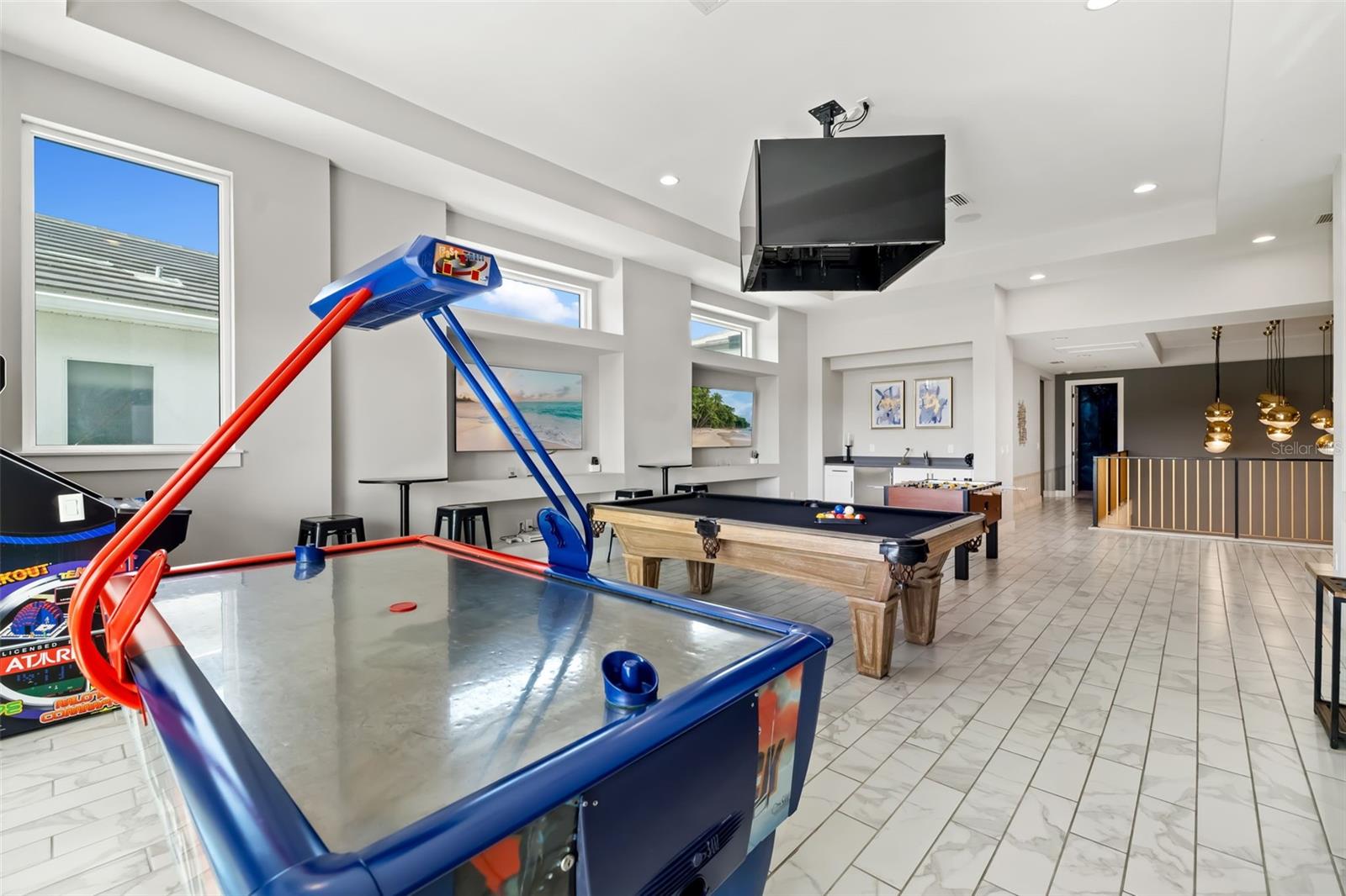 A4650778 Property Photo