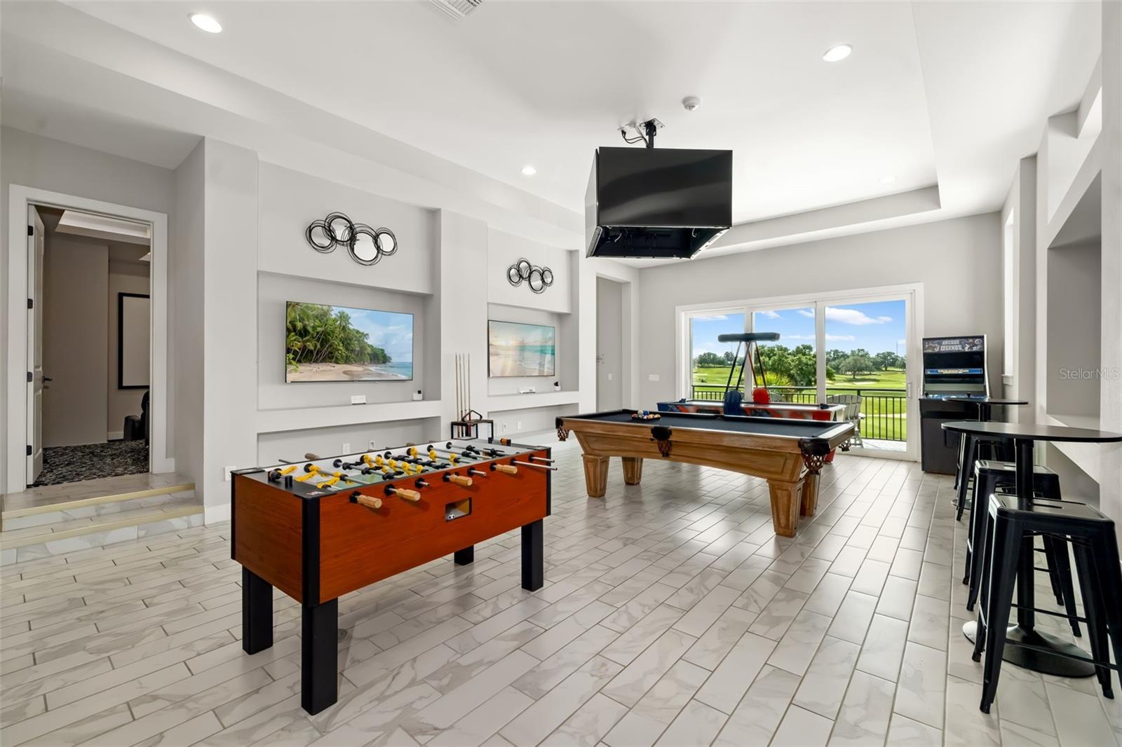 A4650778 Property Photo