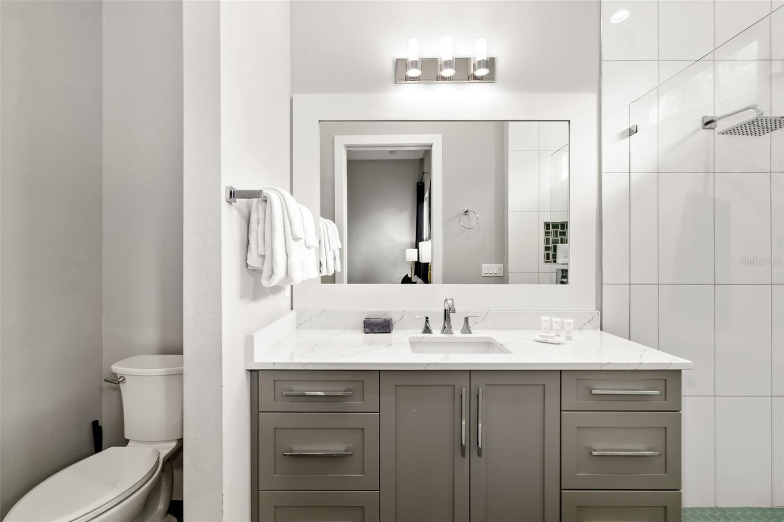 A4650778 Property Photo