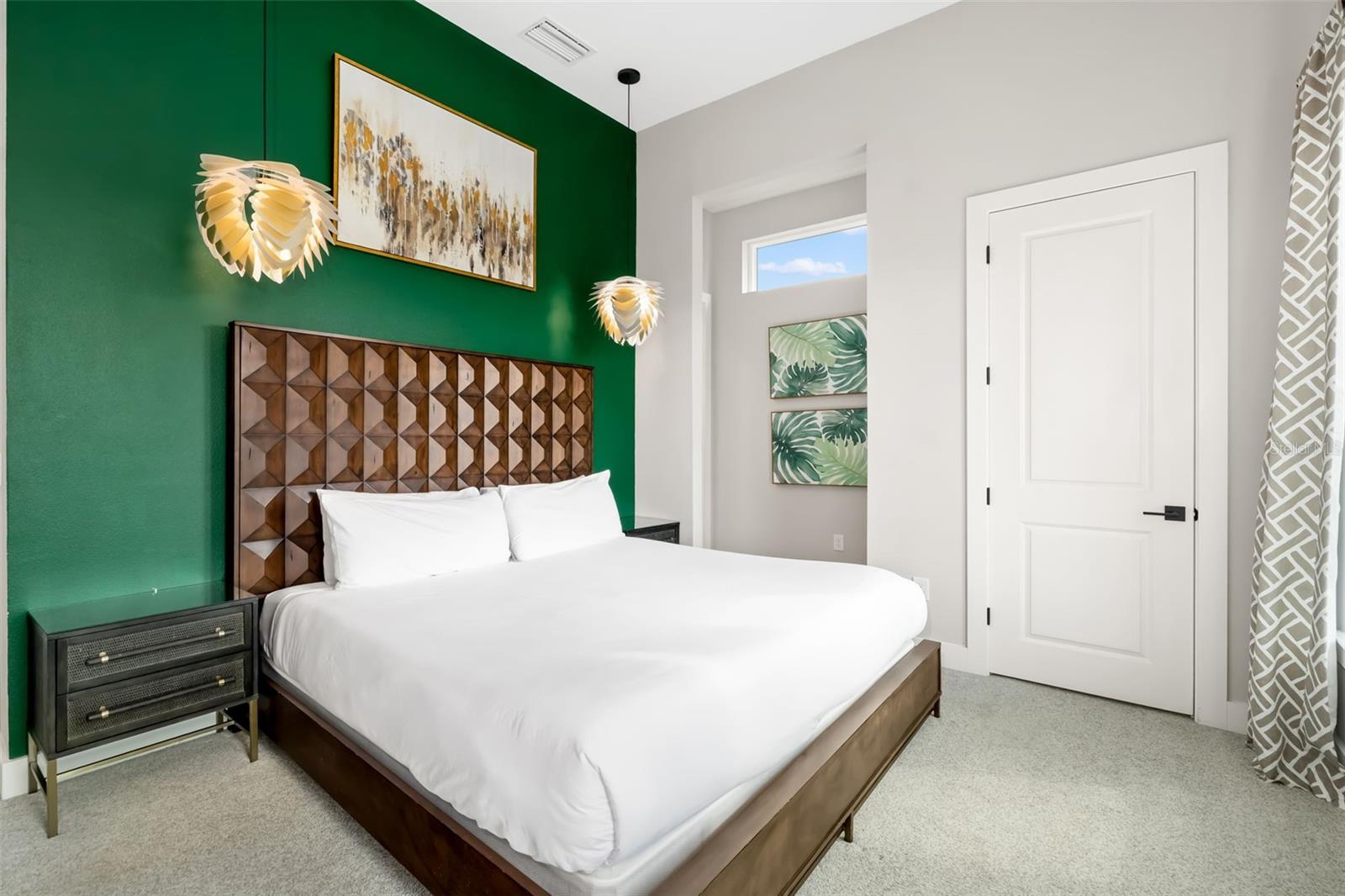 A4650778 Property Photo