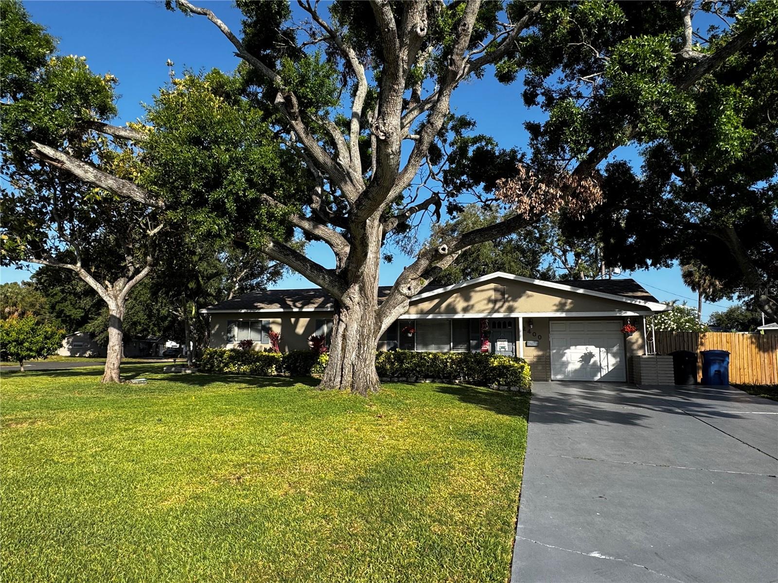 2400 62ND ST N, ST PETERSBURG, FL, 33710