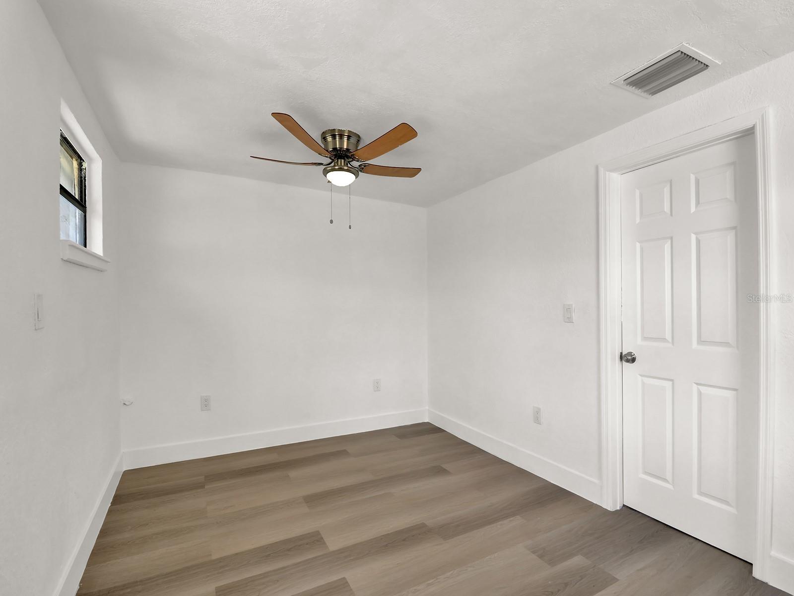 8123 DOUBLE BRANCH RD, TAMPA, FL, 33635