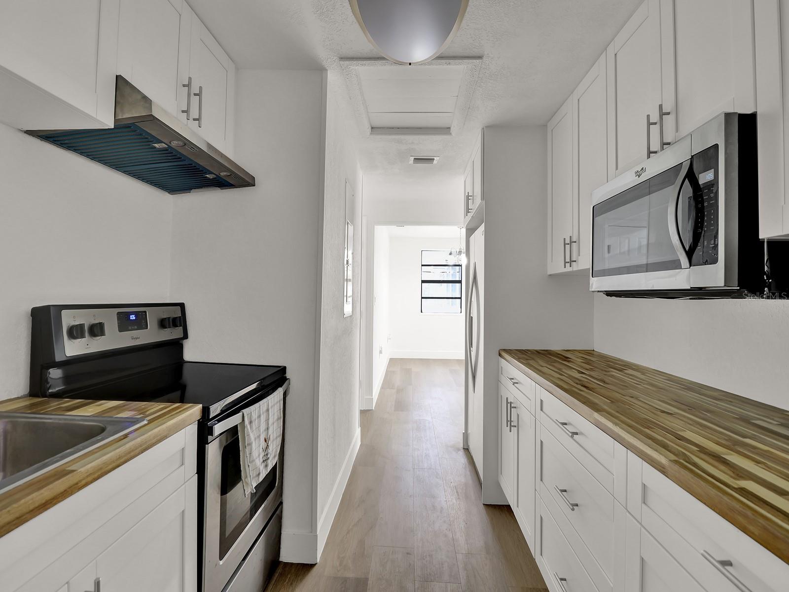 8123 DOUBLE BRANCH RD, TAMPA, FL, 33635