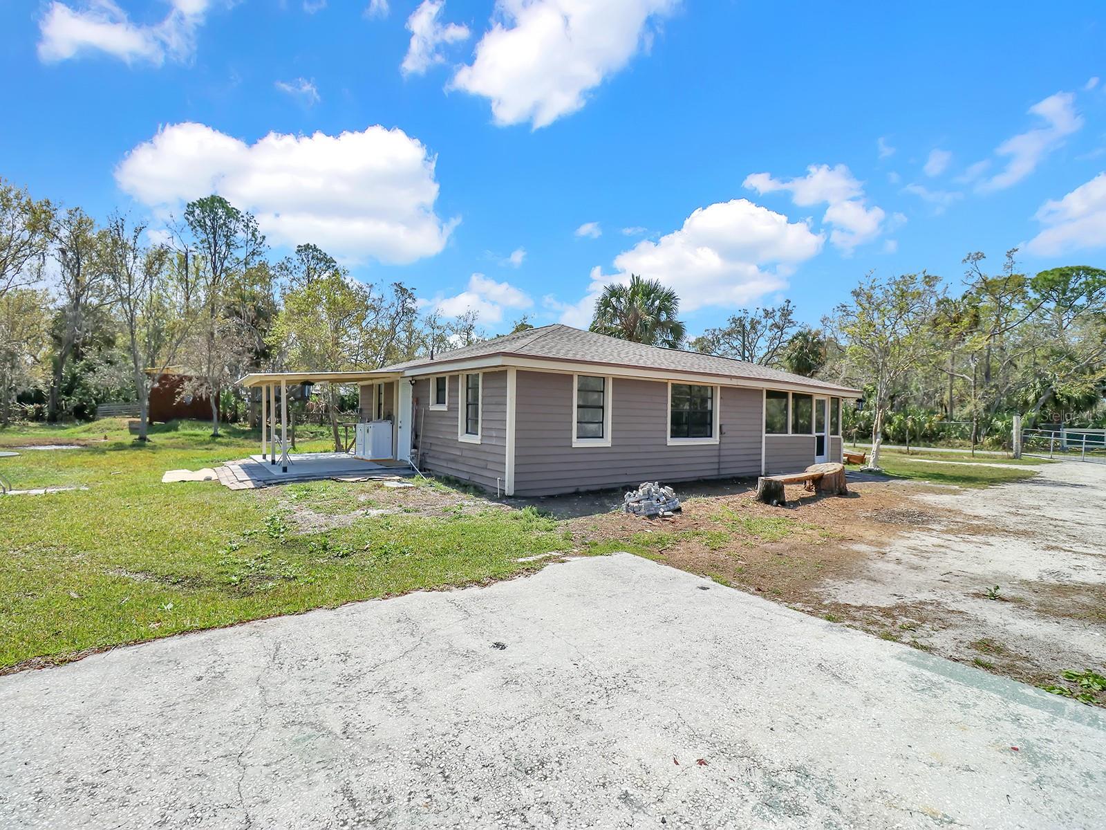 8123 DOUBLE BRANCH RD, TAMPA, FL, 33635