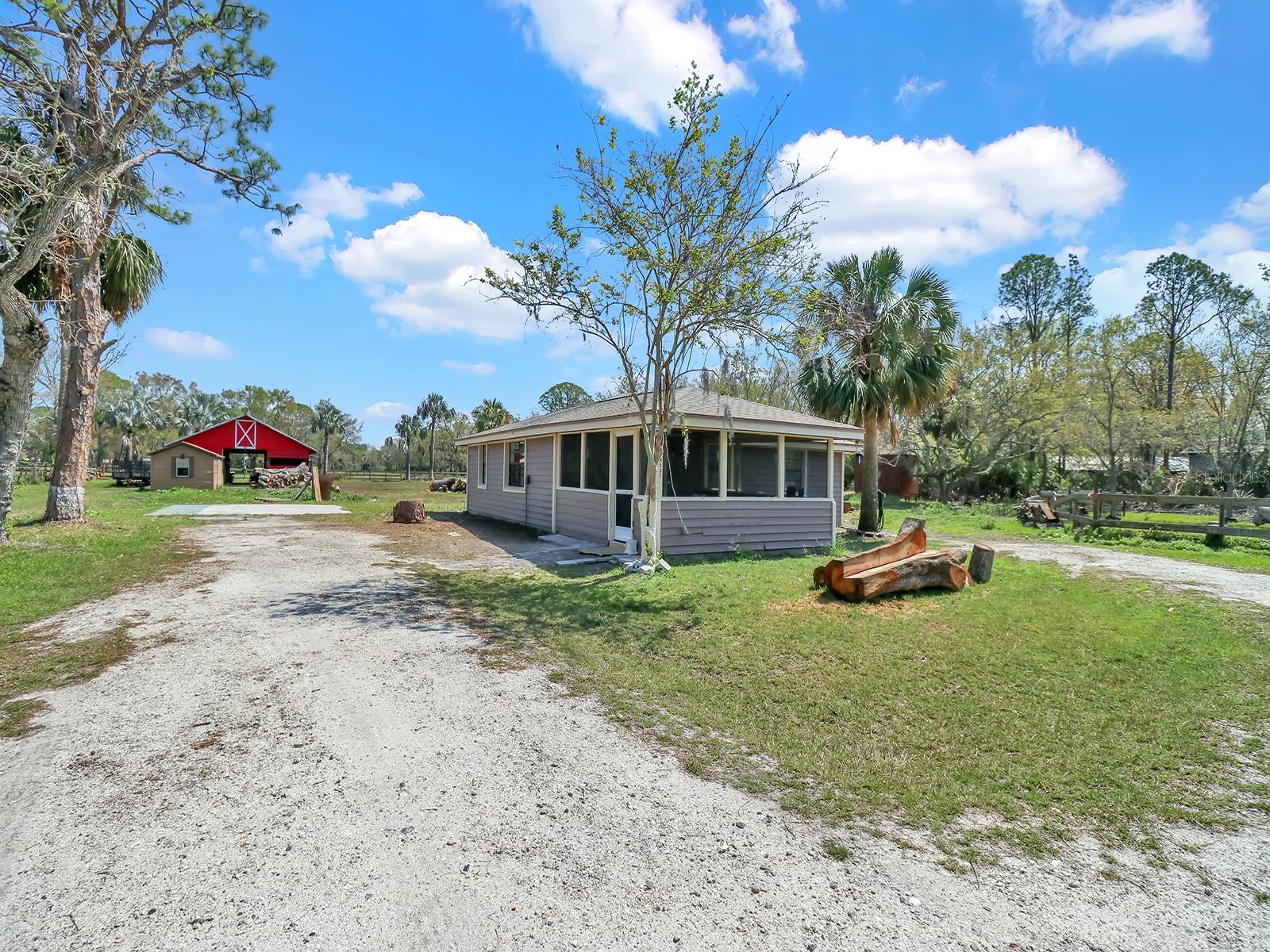 8123 DOUBLE BRANCH RD, TAMPA, FL, 33635