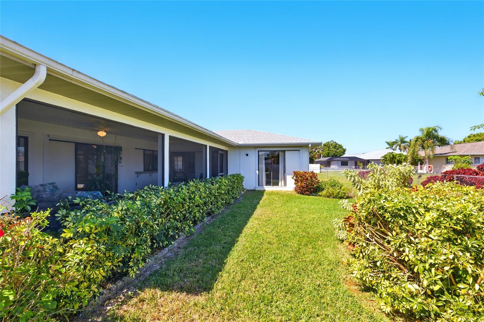 2039 CORAL POINT DR, CAPE CORAL, FL, 33990