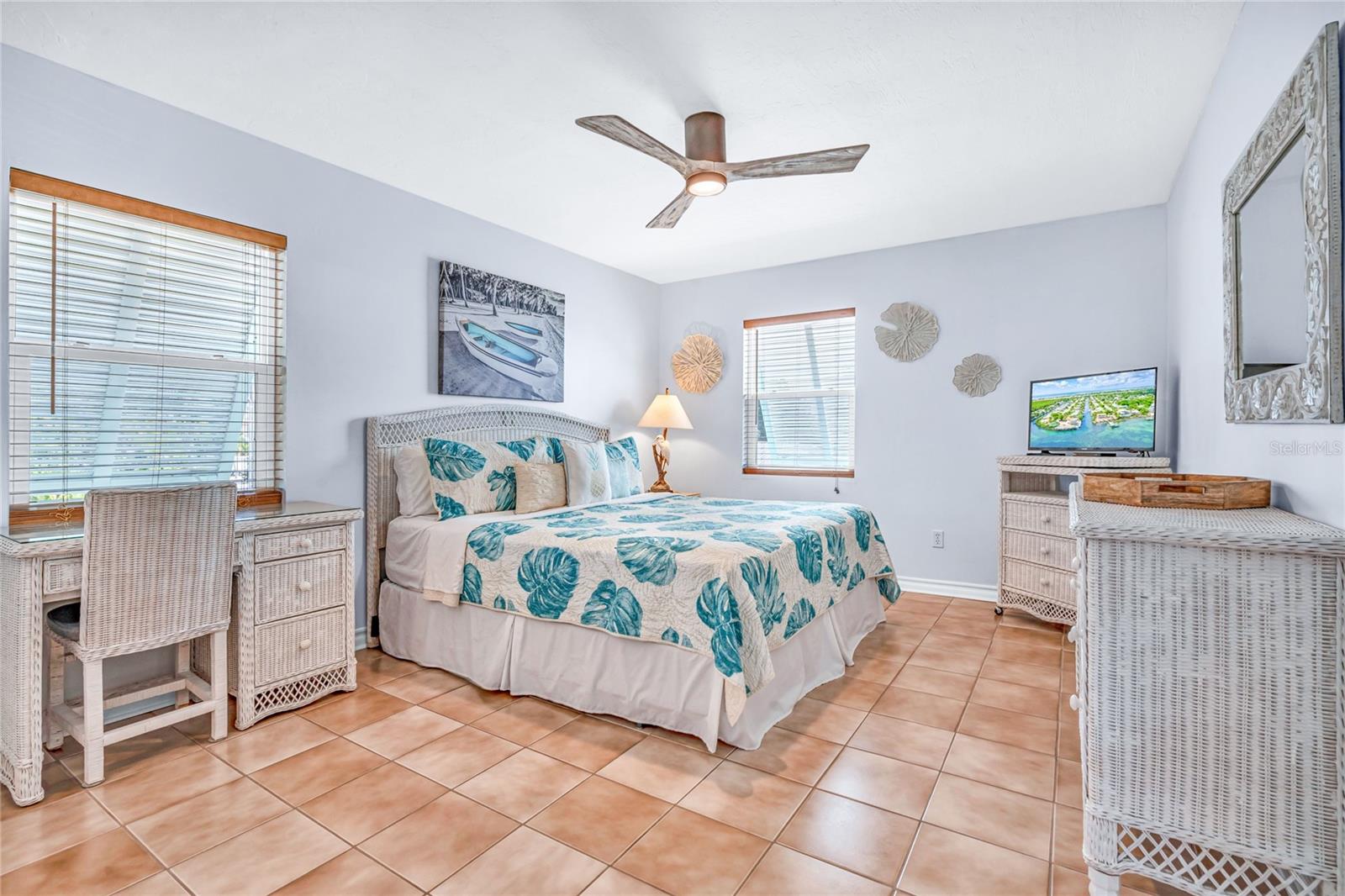 2121 YELLOWTAIL DR, MARATHON, FL, 33050