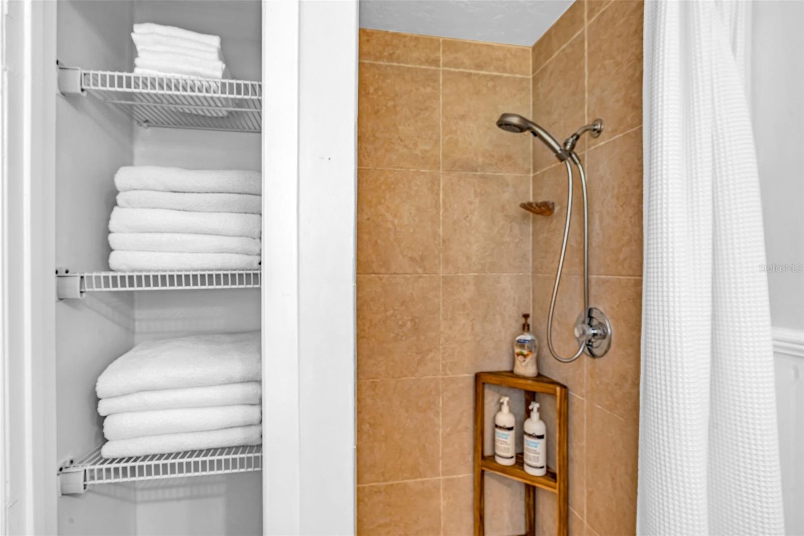 2121 YELLOWTAIL DR, MARATHON, FL, 33050