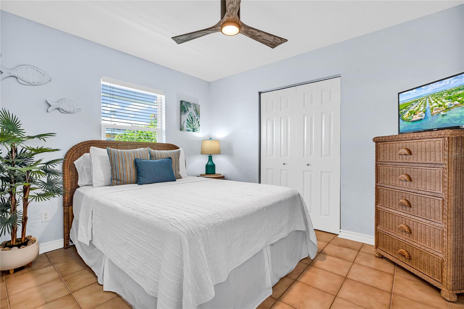 2121 YELLOWTAIL DR, MARATHON, FL, 33050