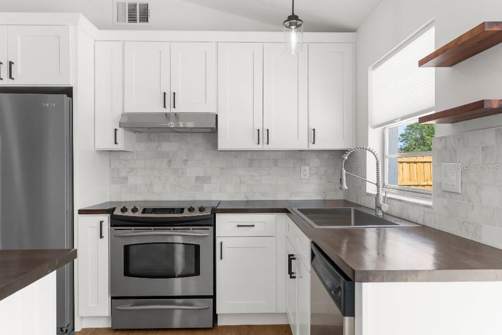 7050 JENNER AVE, NEW PORT RICHEY, FL, 34655