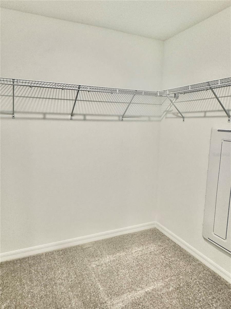 10185 GENTLE RAIN DR, LAND O LAKES, FL, 34638