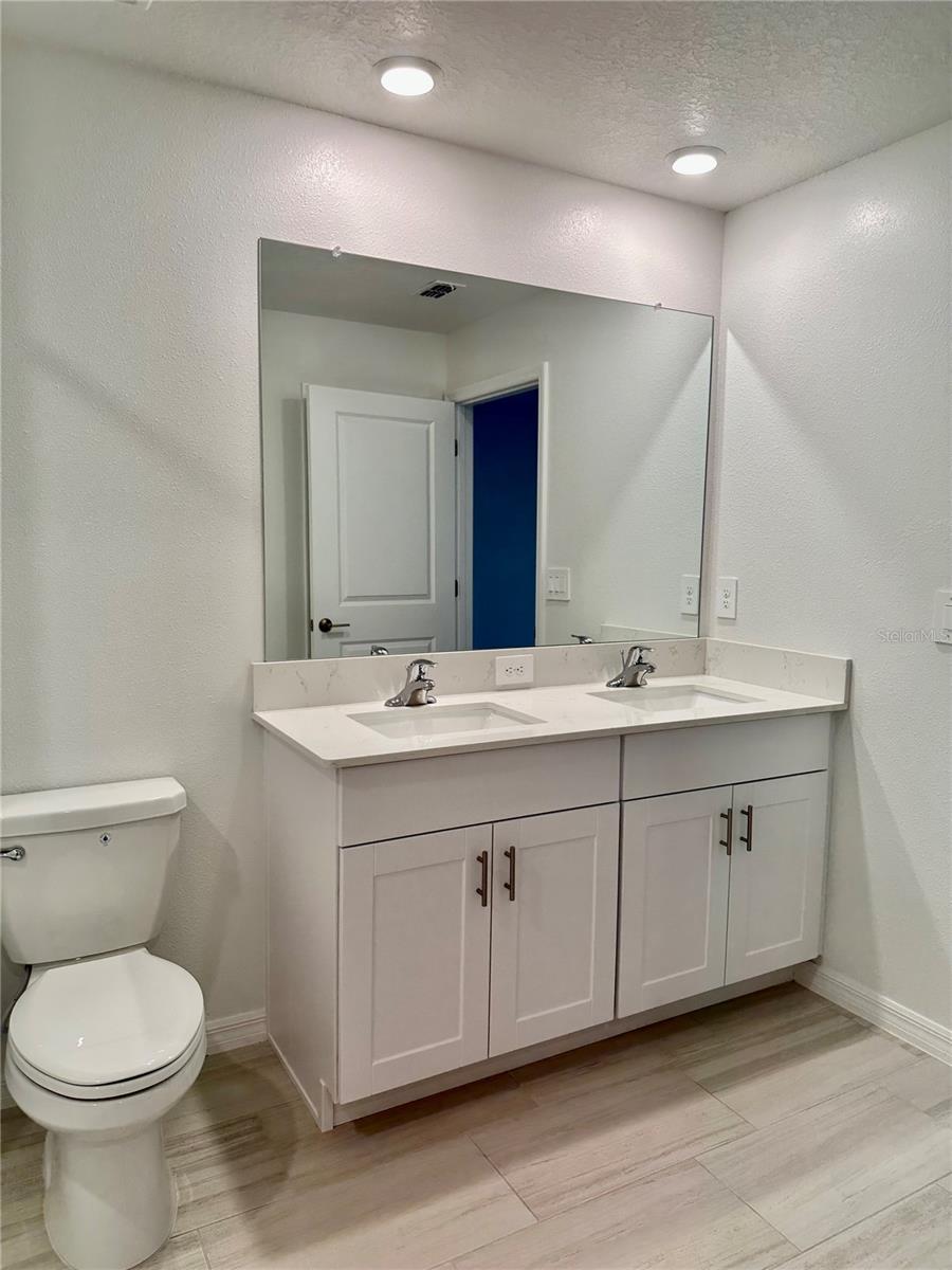 10185 GENTLE RAIN DR, LAND O LAKES, FL, 34638