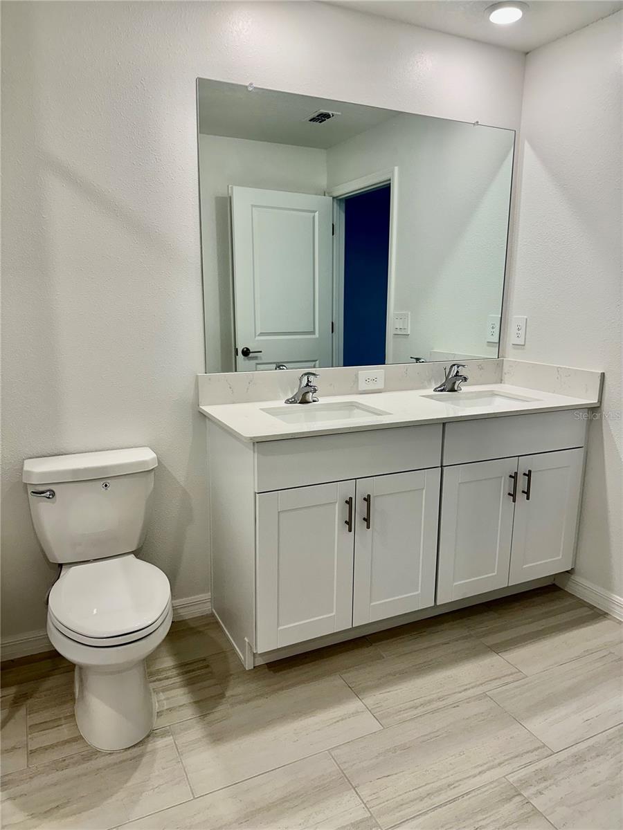 10185 GENTLE RAIN DR, LAND O LAKES, FL, 34638