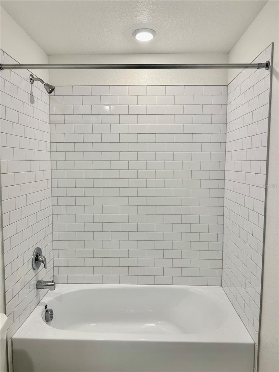 10185 GENTLE RAIN DR, LAND O LAKES, FL, 34638