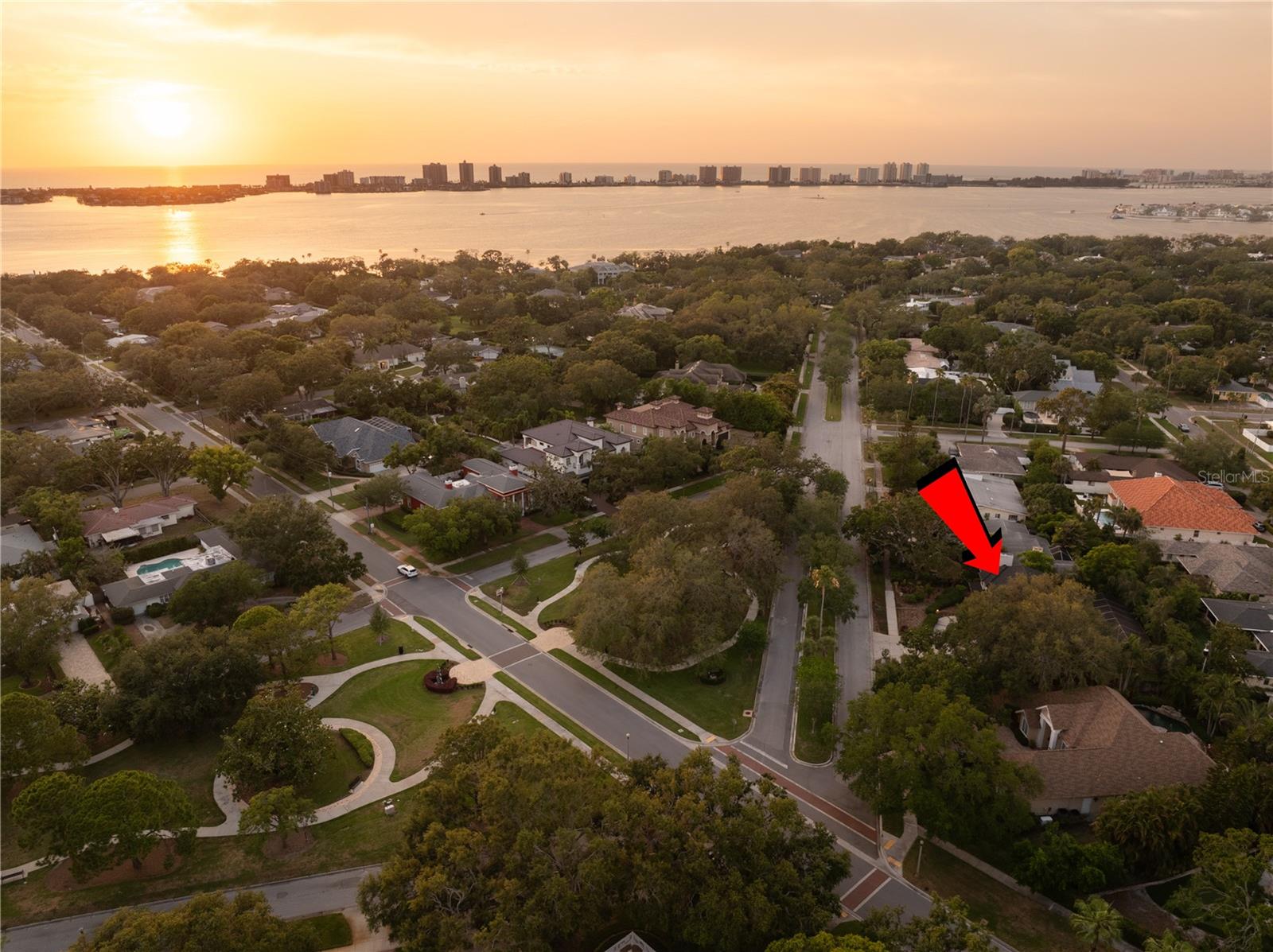 101 PONCE DE LEON BLVD, BELLEAIR, FL, 33756