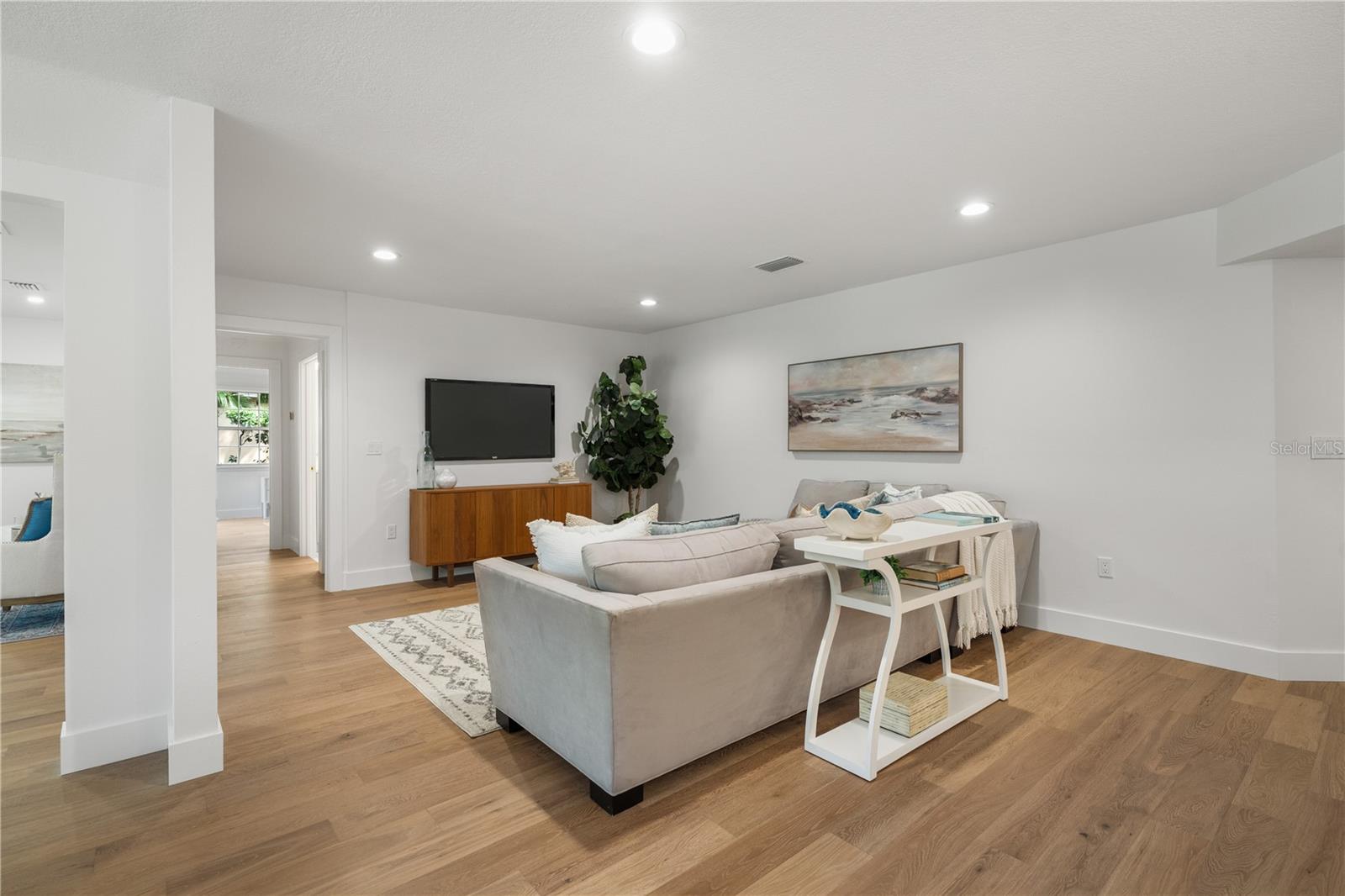 101 PONCE DE LEON BLVD, BELLEAIR, FL, 33756