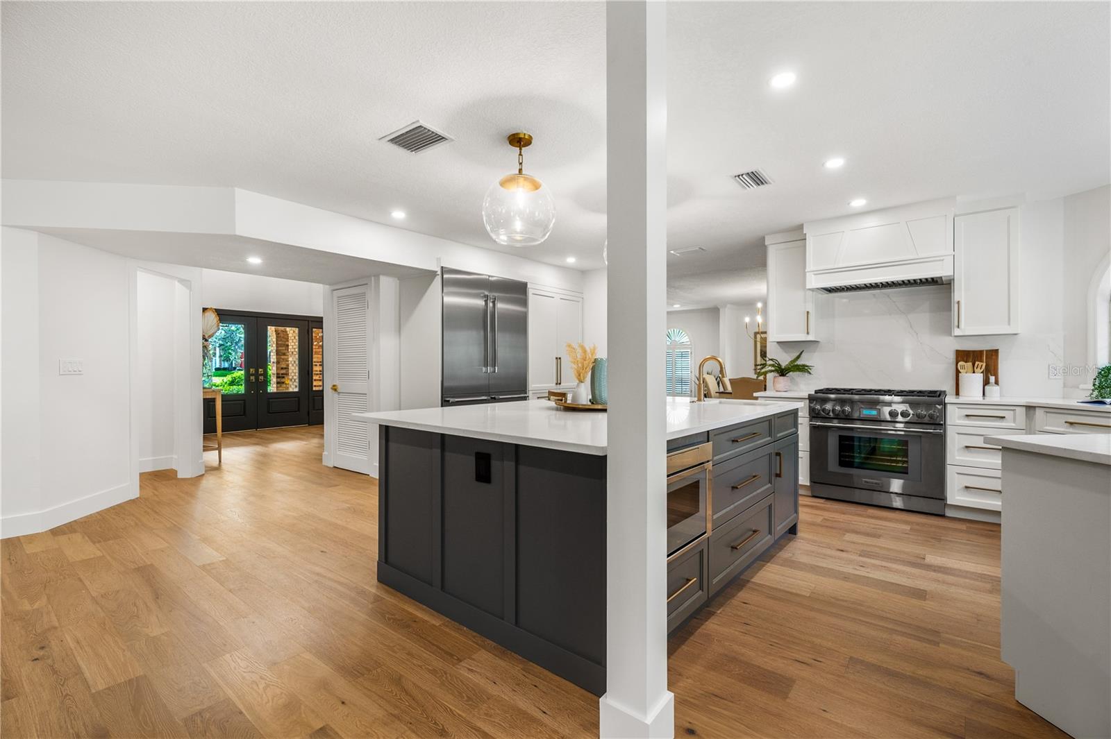 101 PONCE DE LEON BLVD, BELLEAIR, FL, 33756