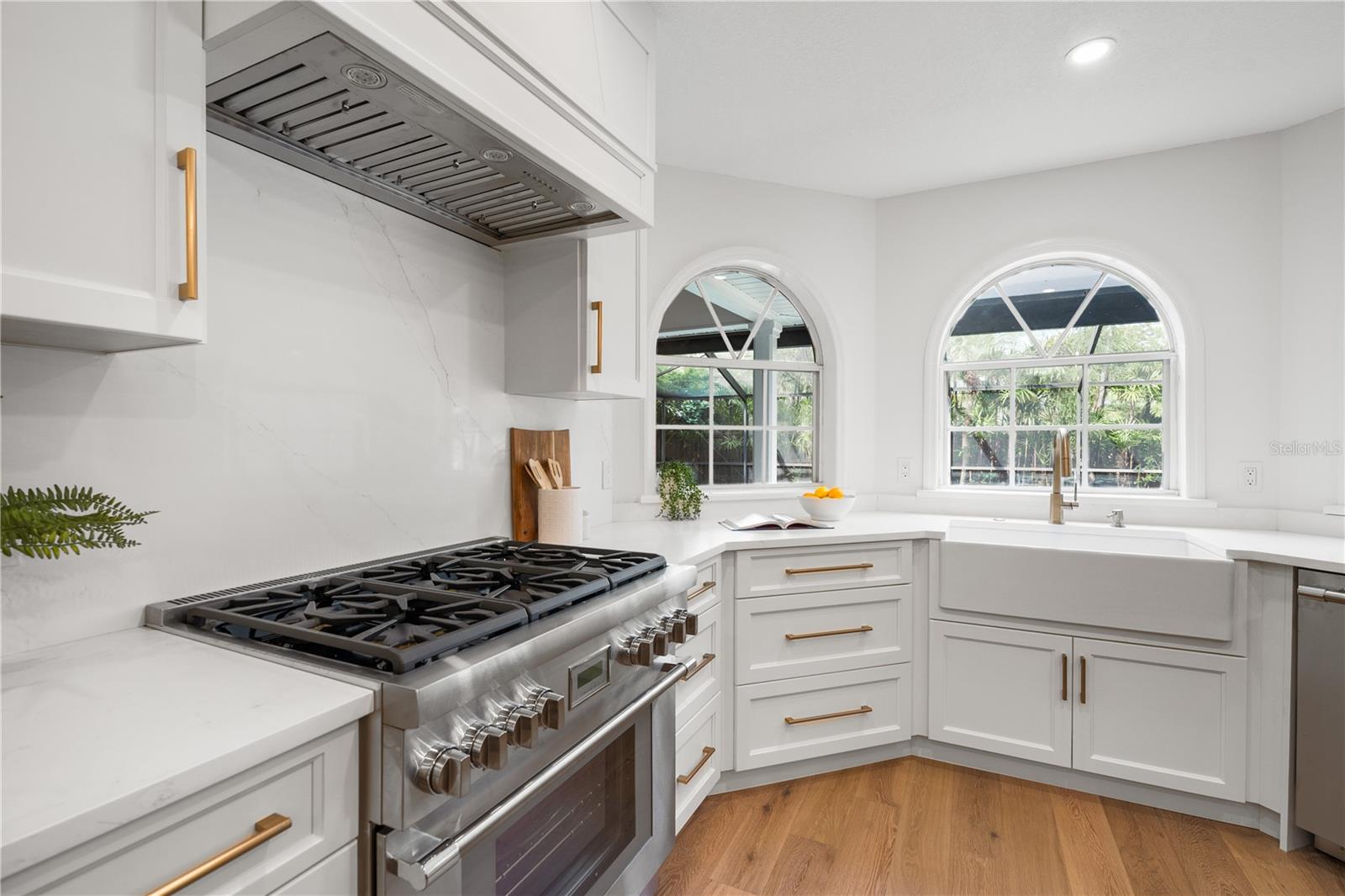 101 PONCE DE LEON BLVD, BELLEAIR, FL, 33756