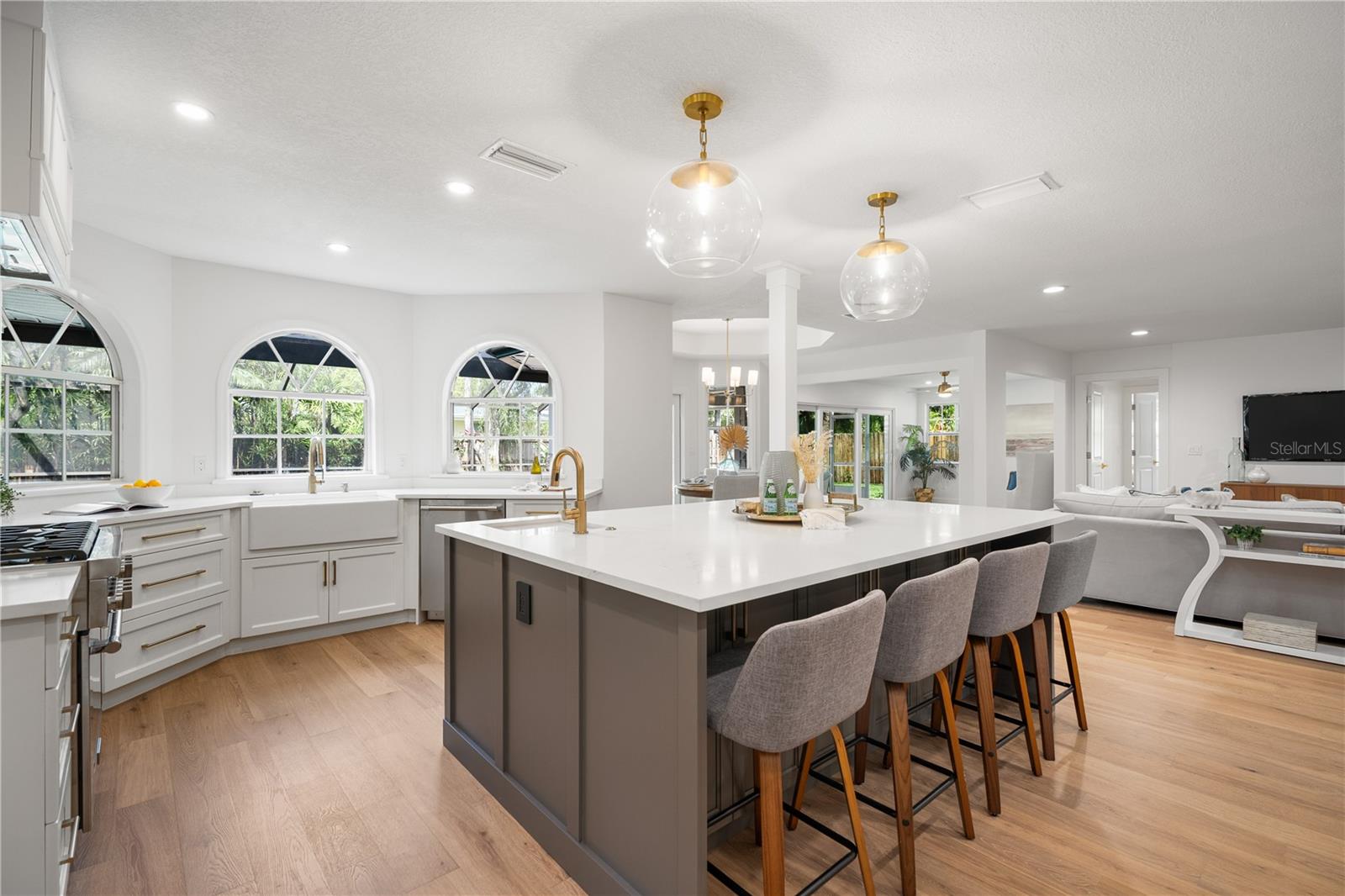 101 PONCE DE LEON BLVD, BELLEAIR, FL, 33756