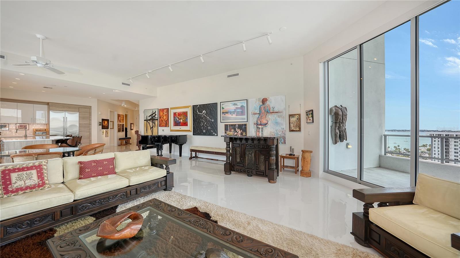 A4650791 Property Photo