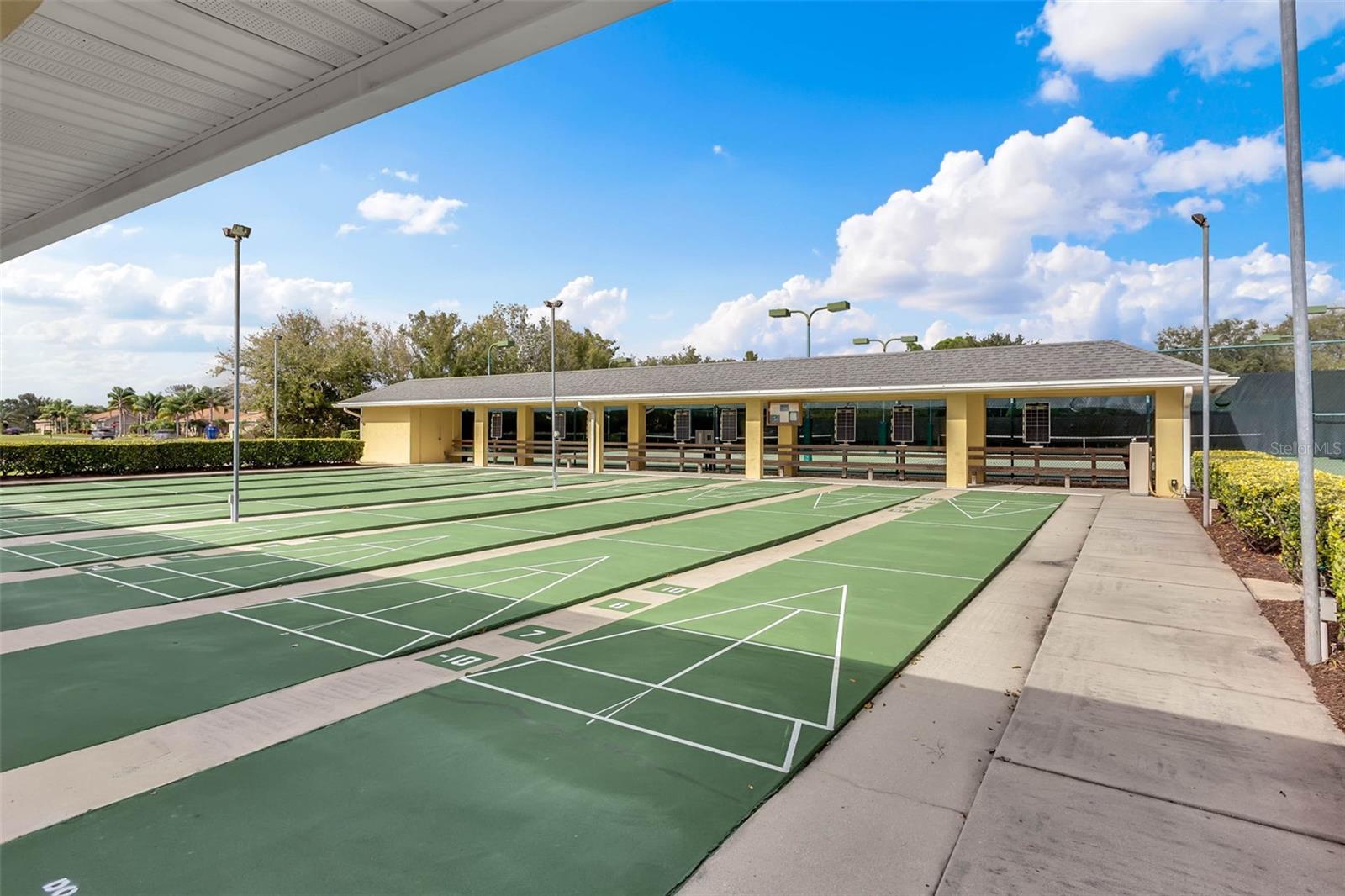 1394 OAKMONT DR, WINTER HAVEN, FL, 33884
