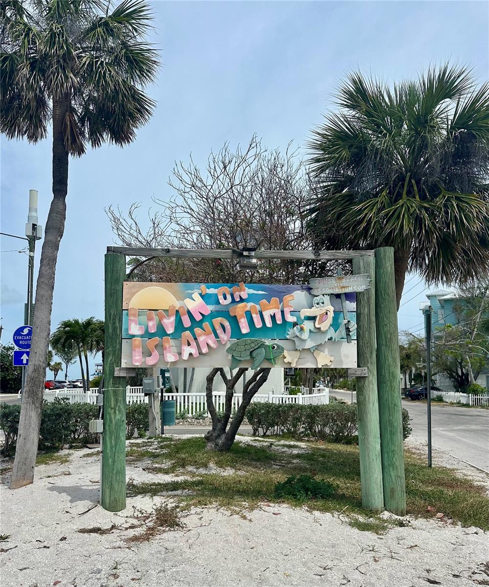 133 86TH TER, TREASURE ISLAND, FL, 33706