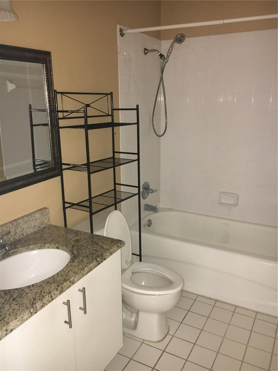 495 LAS CORTES LN #206, ORLANDO, FL, 32824