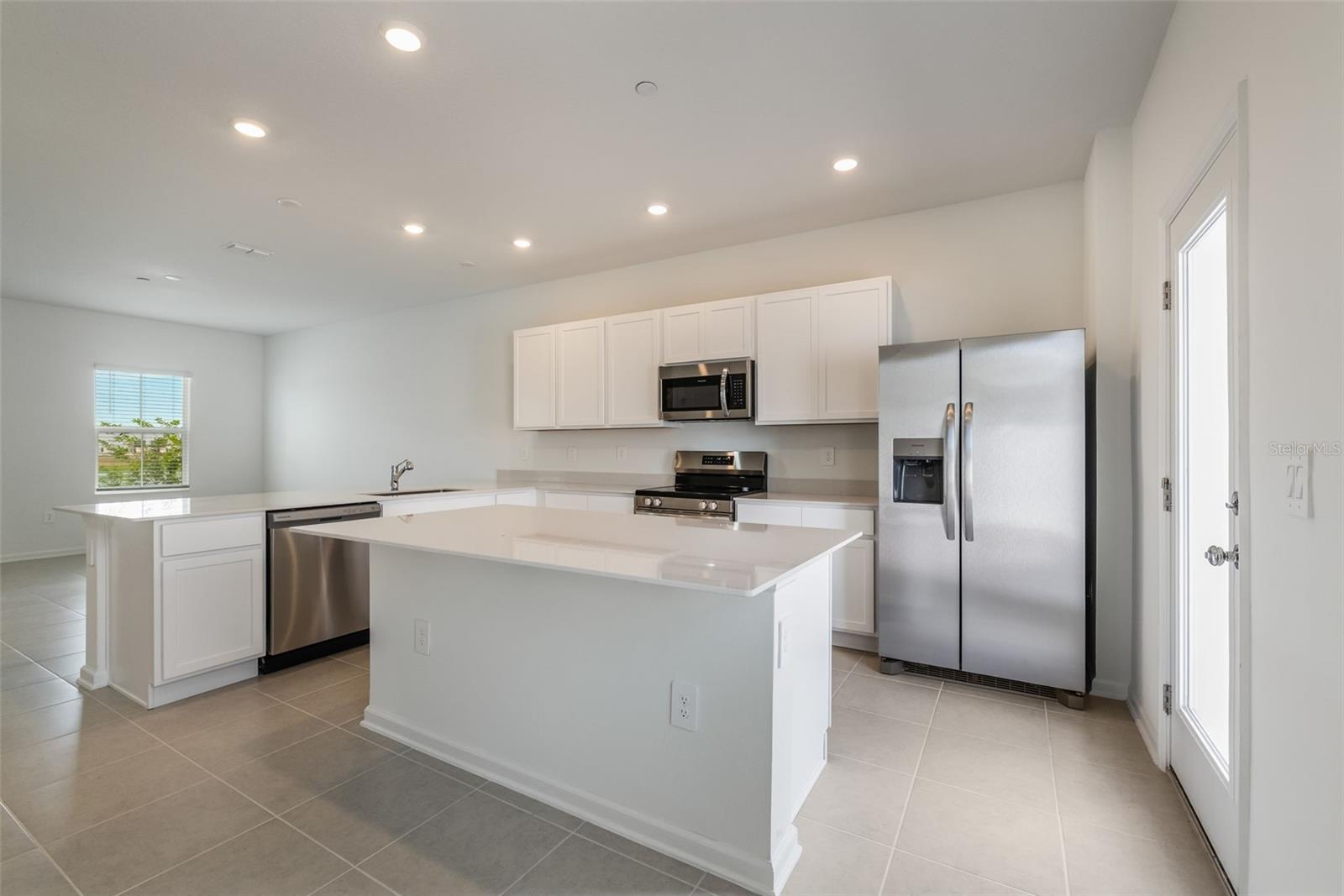 1995 STAKE OUT WAY, APOPKA, FL, 32703