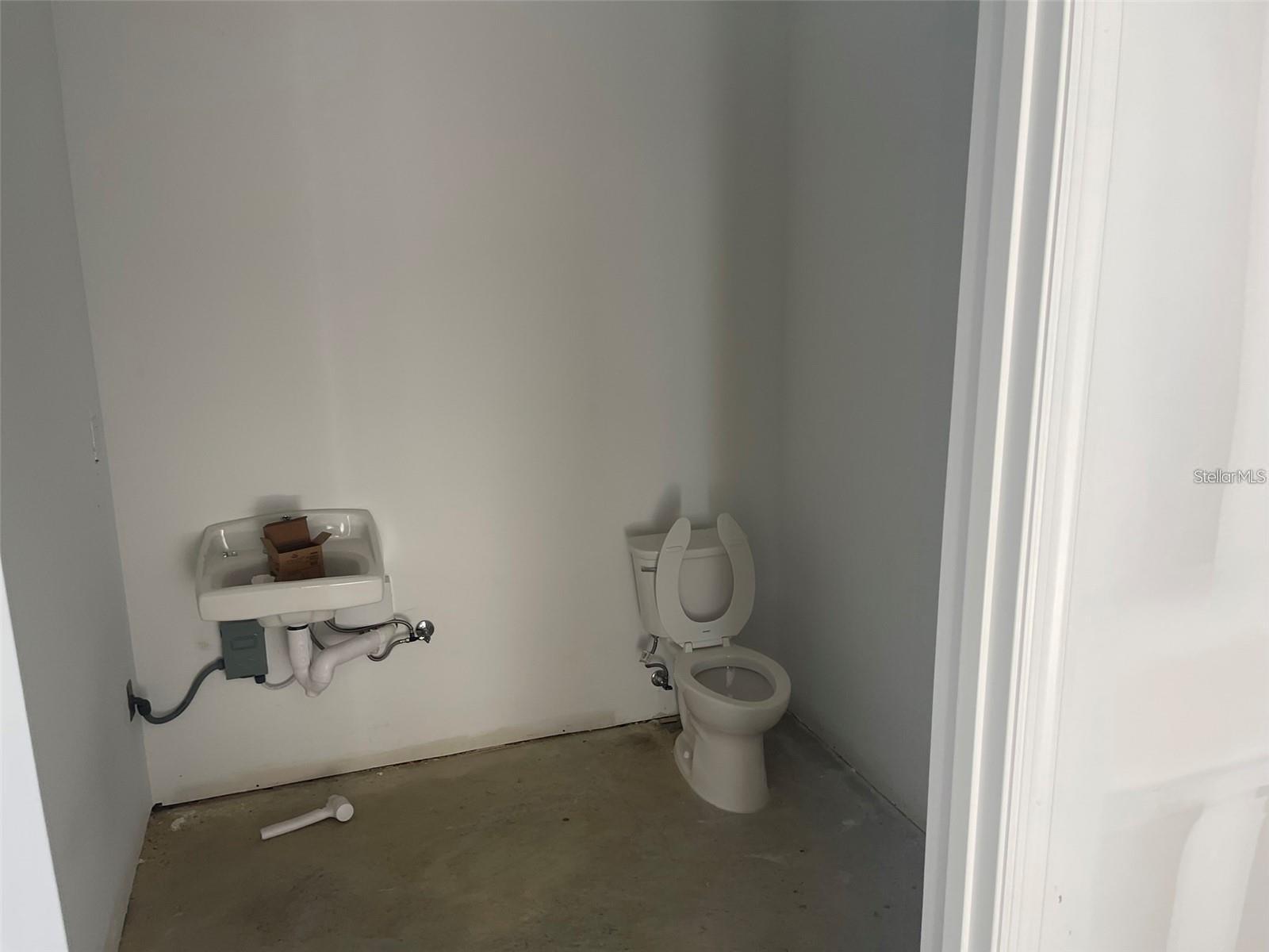 4521 SE 100TH PL #B, BELLEVIEW, FL, 34420