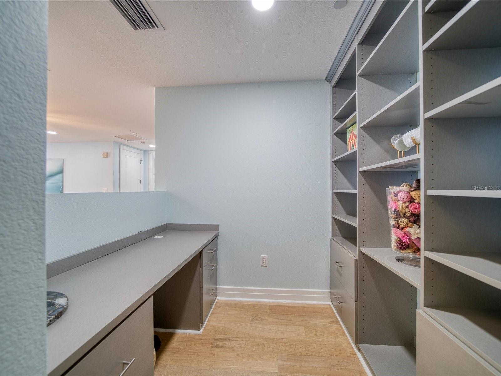 331 CLEVELAND ST ##1806, CLEARWATER, FL, 33755