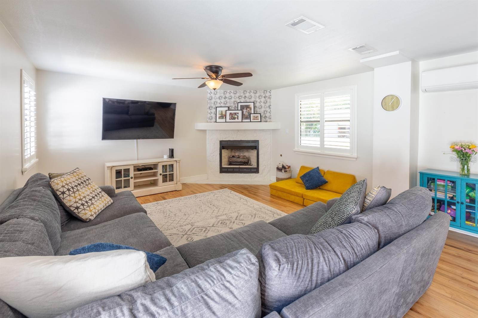 916 MICHIGAN AVE, PALM HARBOR, FL, 34683