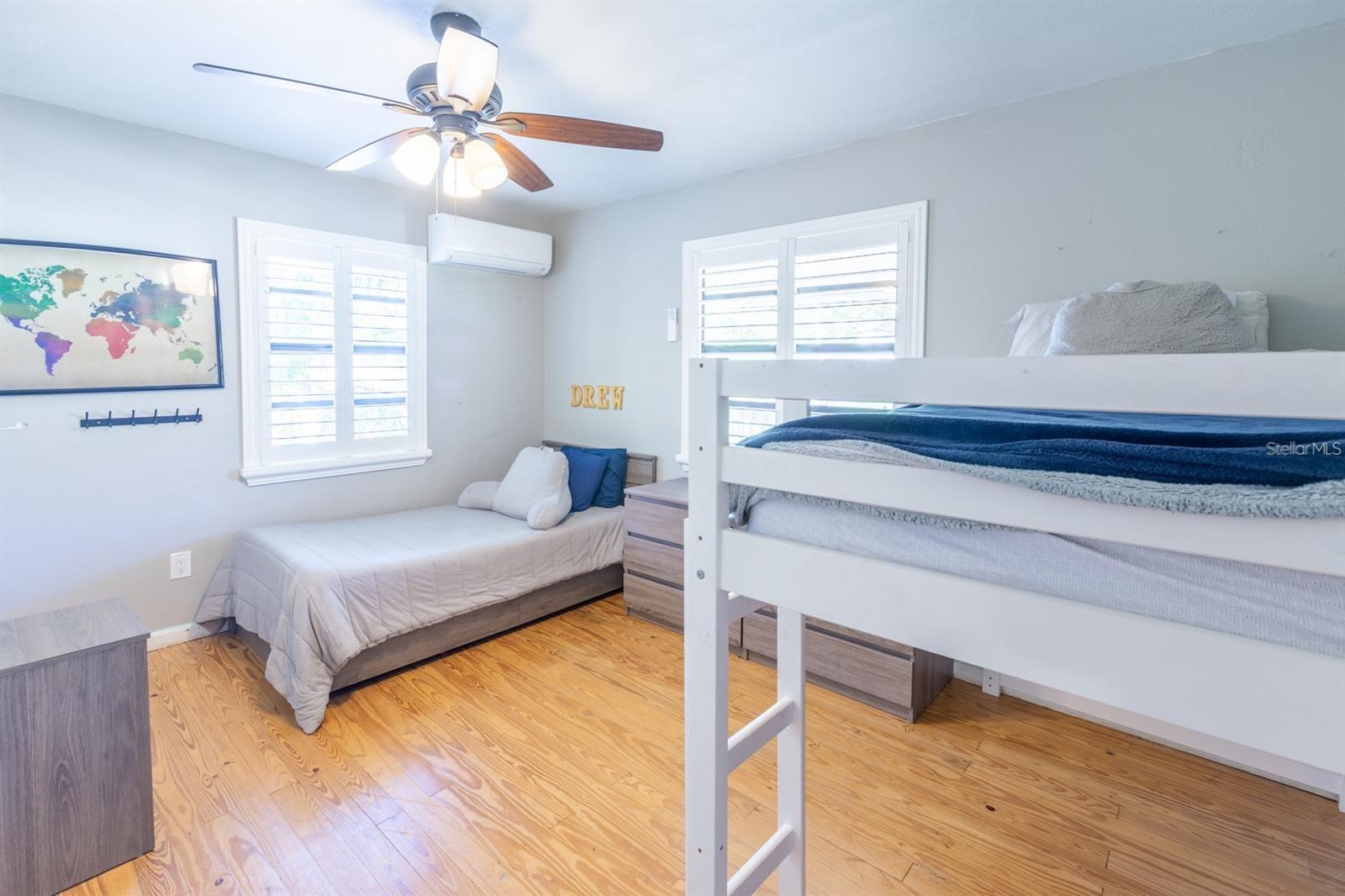 916 MICHIGAN AVE, PALM HARBOR, FL, 34683