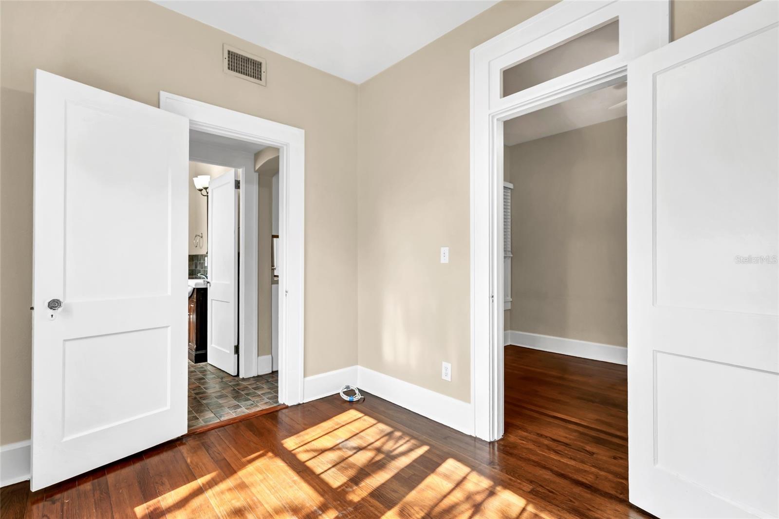 2449 BURLINGTON AVE N #2, ST PETERSBURG, FL, 33713