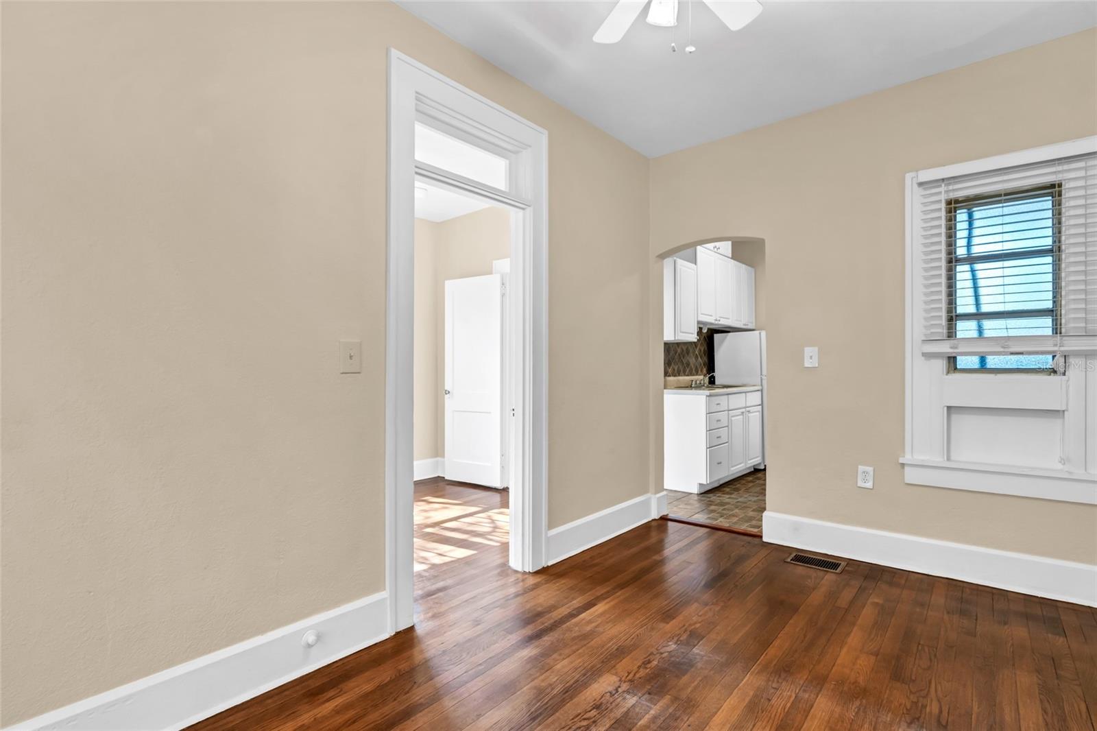 2449 BURLINGTON AVE N #2, ST PETERSBURG, FL, 33713