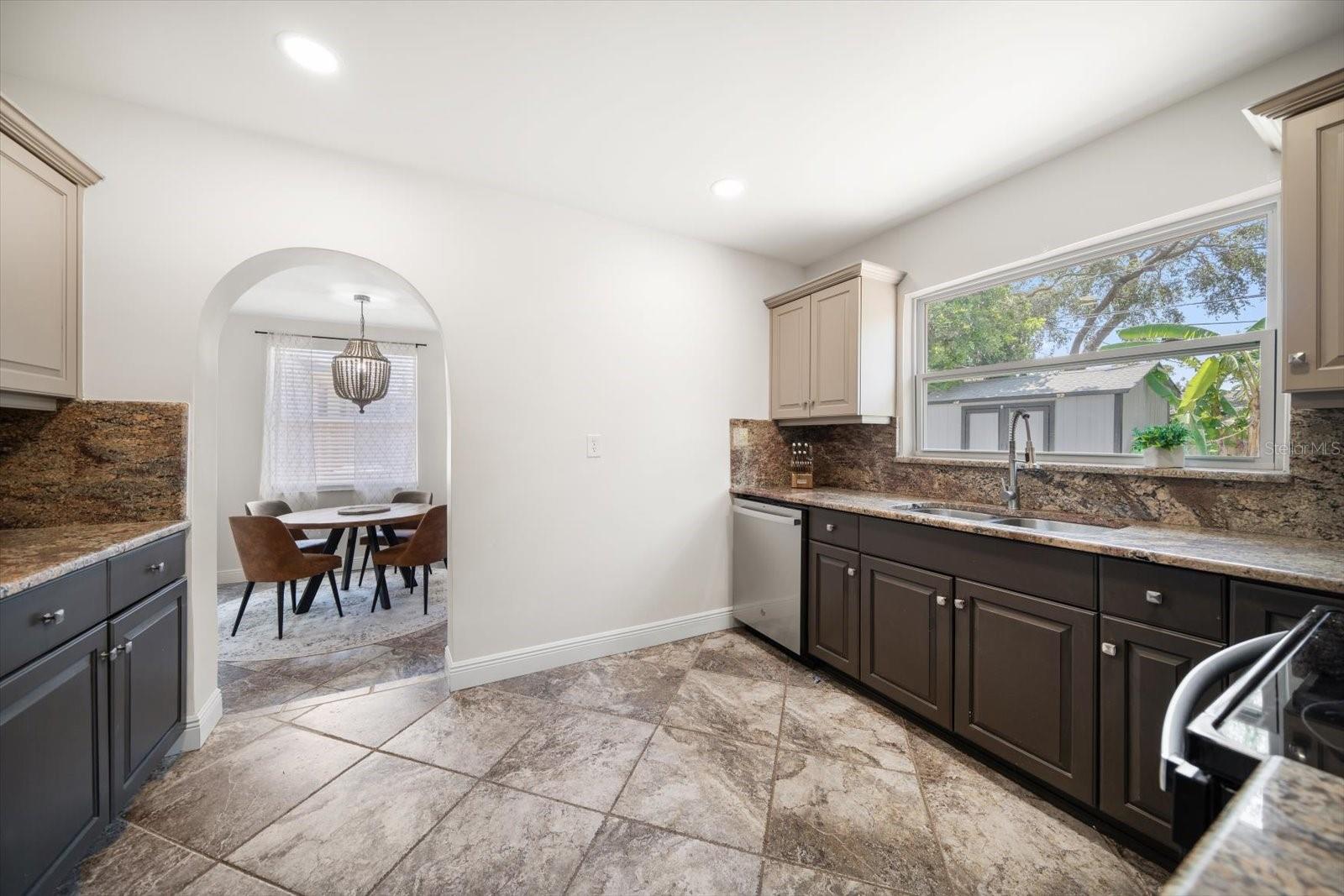 437 LEXINGTON ST, DUNEDIN, FL, 34698