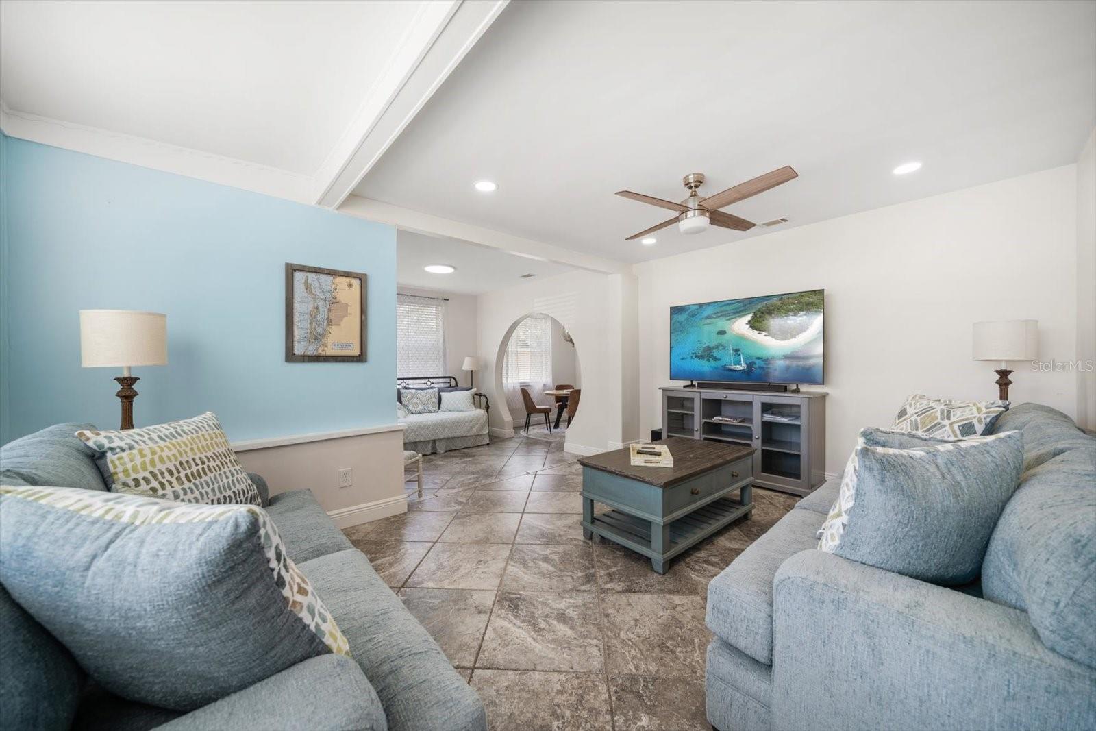 437 LEXINGTON ST, DUNEDIN, FL, 34698