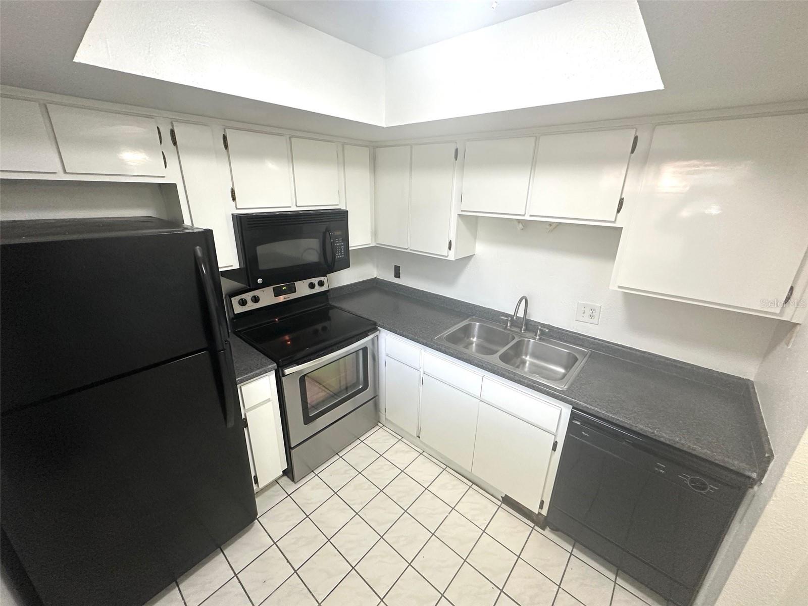 6342 NEWTOWN CIR #A4, TAMPA, FL, 33615