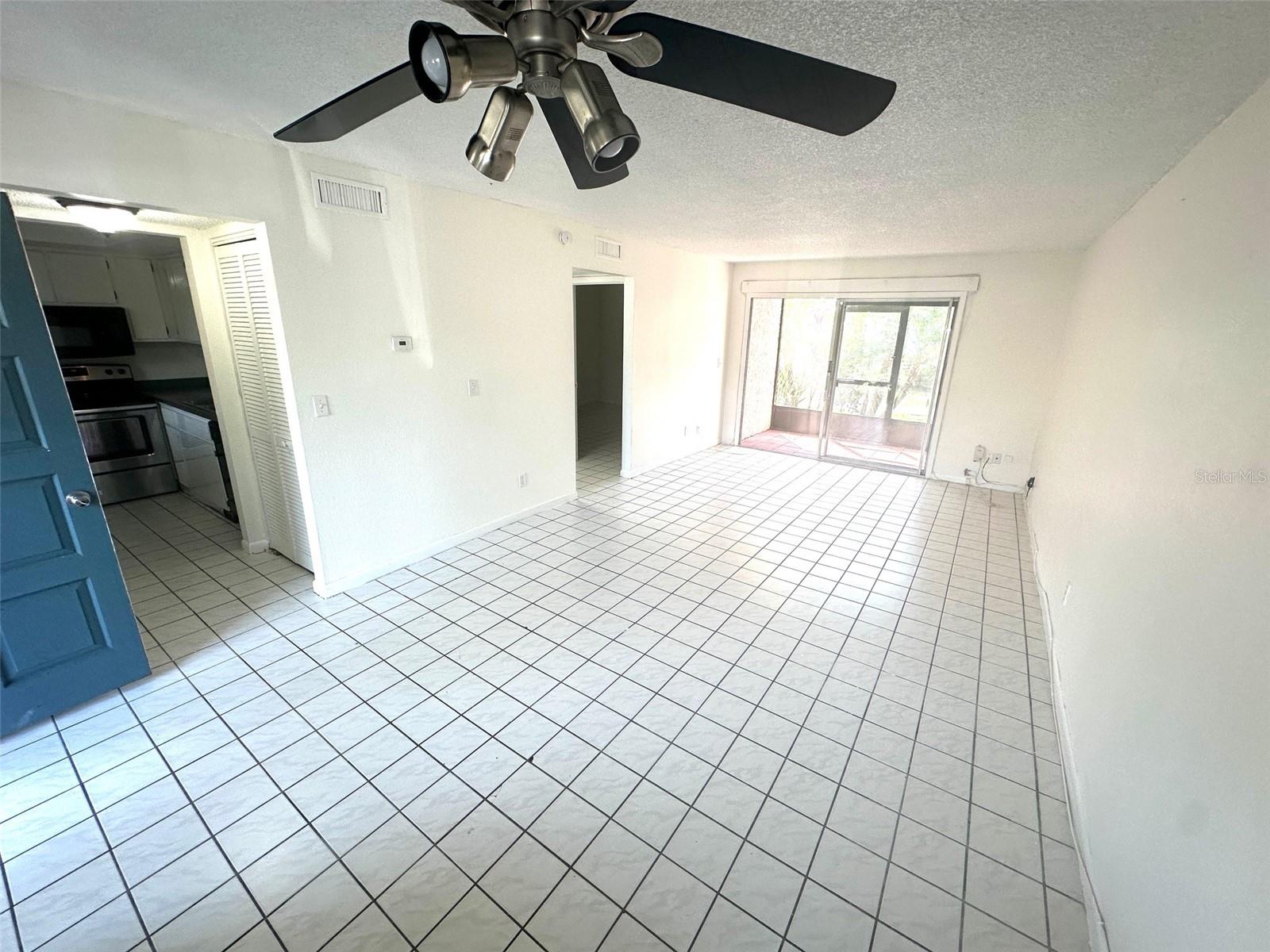 6342 NEWTOWN CIR #A4, TAMPA, FL, 33615