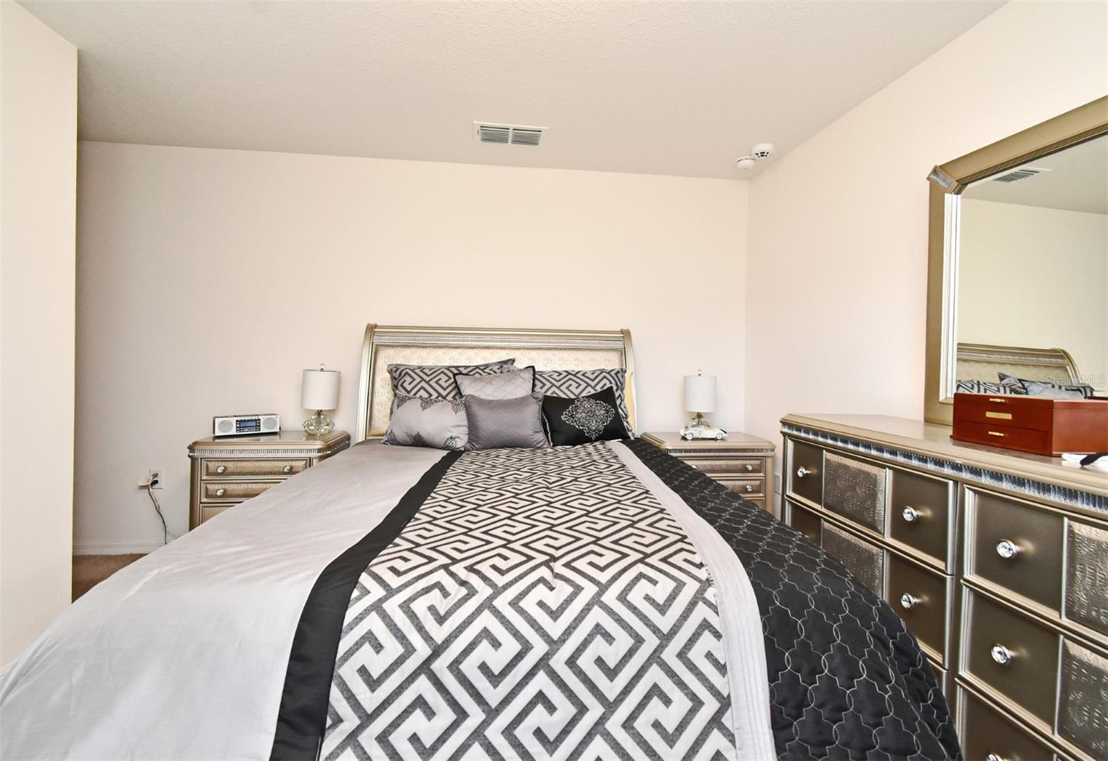 35734 ROSE MOSS AVE, LEESBURG, FL, 34788