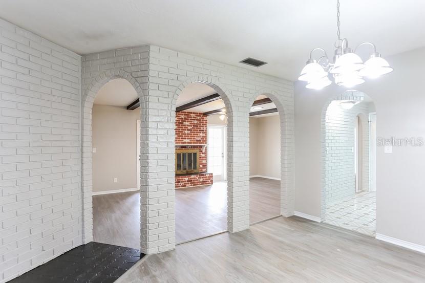 13600 CLAREDON RD, SEMINOLE, FL, 33776