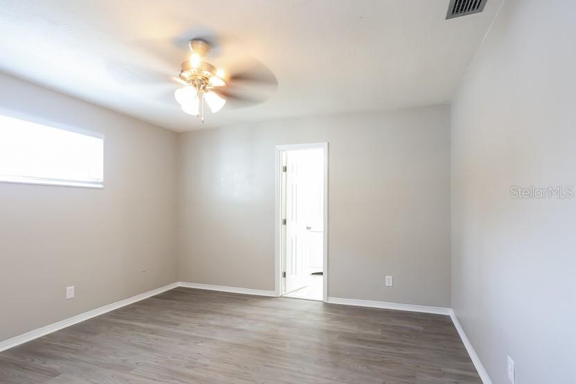 13600 CLAREDON RD, SEMINOLE, FL, 33776