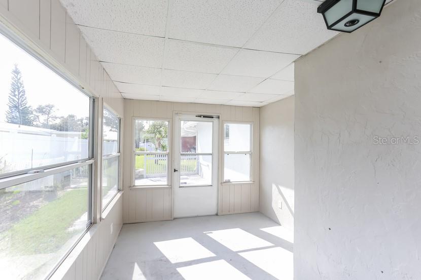 13600 CLAREDON RD, SEMINOLE, FL, 33776