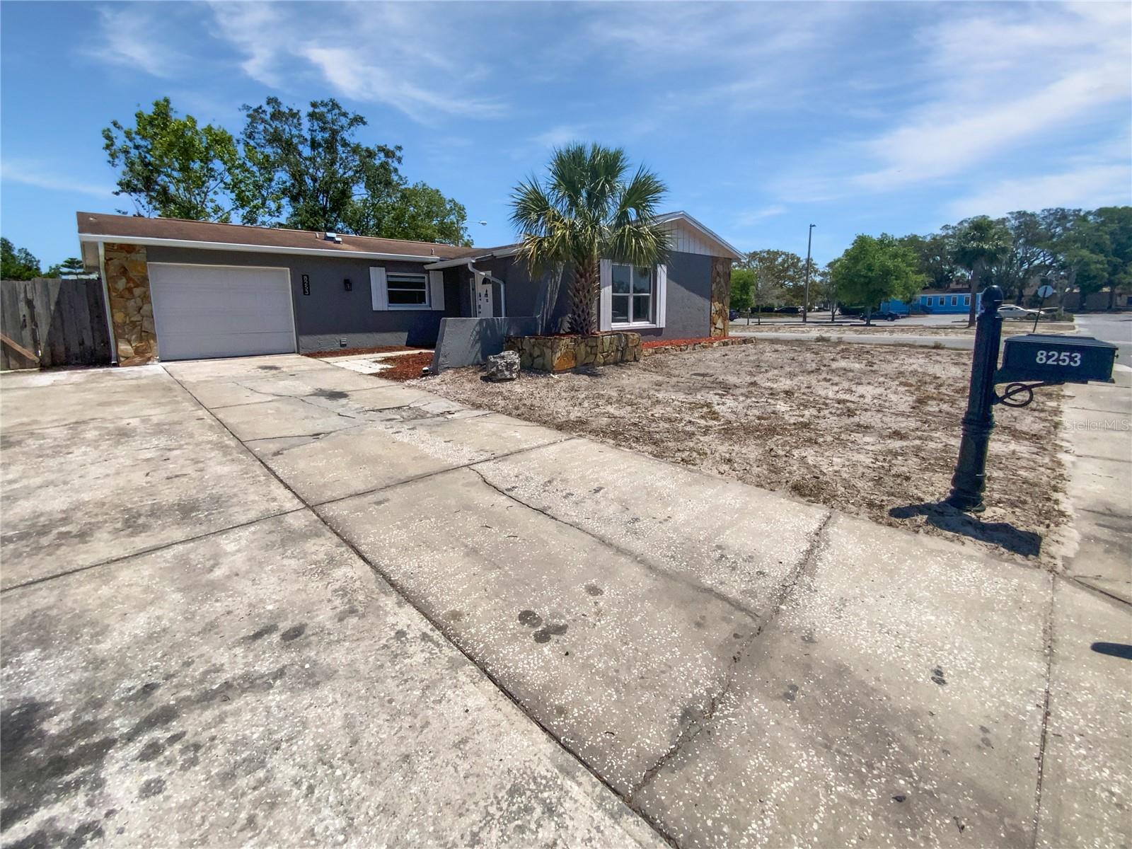 8253 PENWOOD DR, PORT RICHEY, FL, 34668